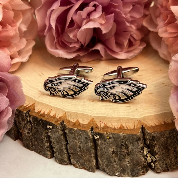NFL Philadelphia Eagles Logo Cufflinks - Picture 3 of 15